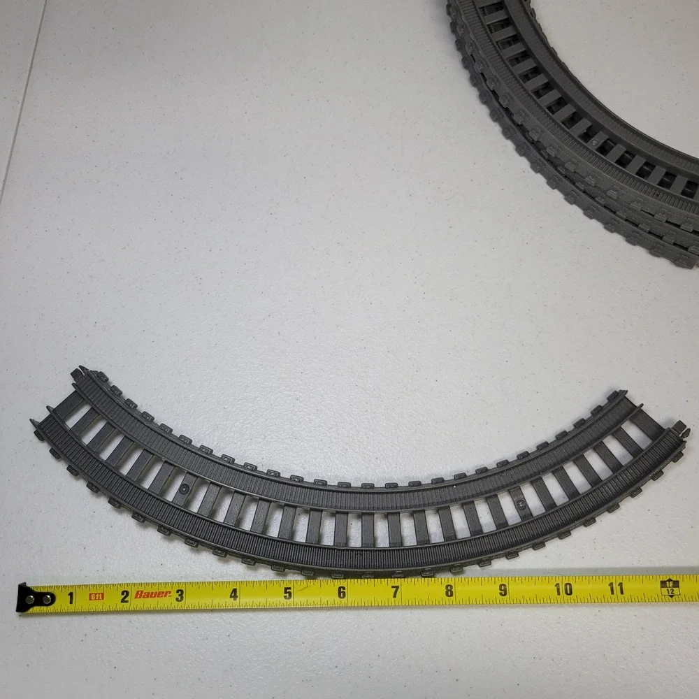 Thomas and Friends TrackMaster Replacement Curved Track with‎ Stop Switch GLK80